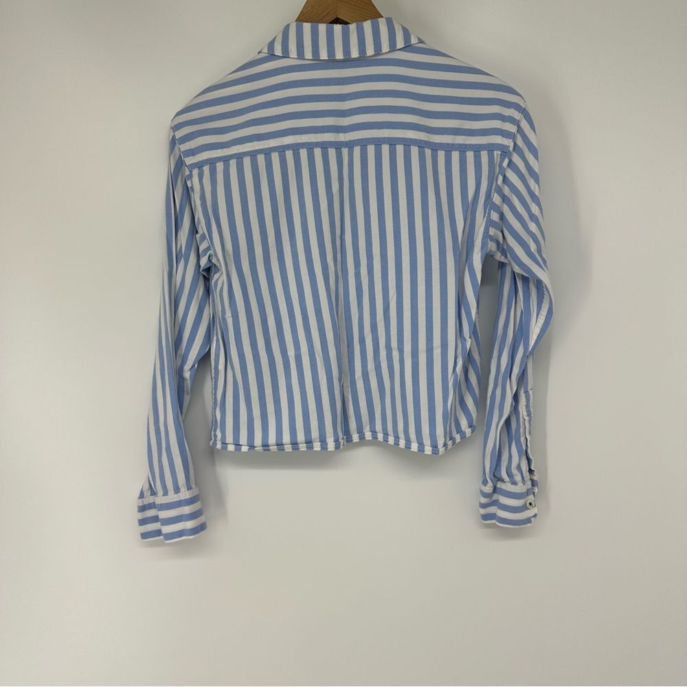 Abercrombie & Fitch Striped Women’s Blue White Cropped Shirt Size XS - Picture 5 of 7